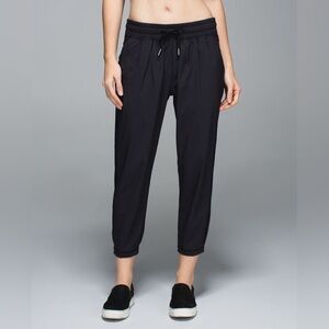 Lululemon Namaskar Crop Black High Rise Yoga Jogger Pants 8